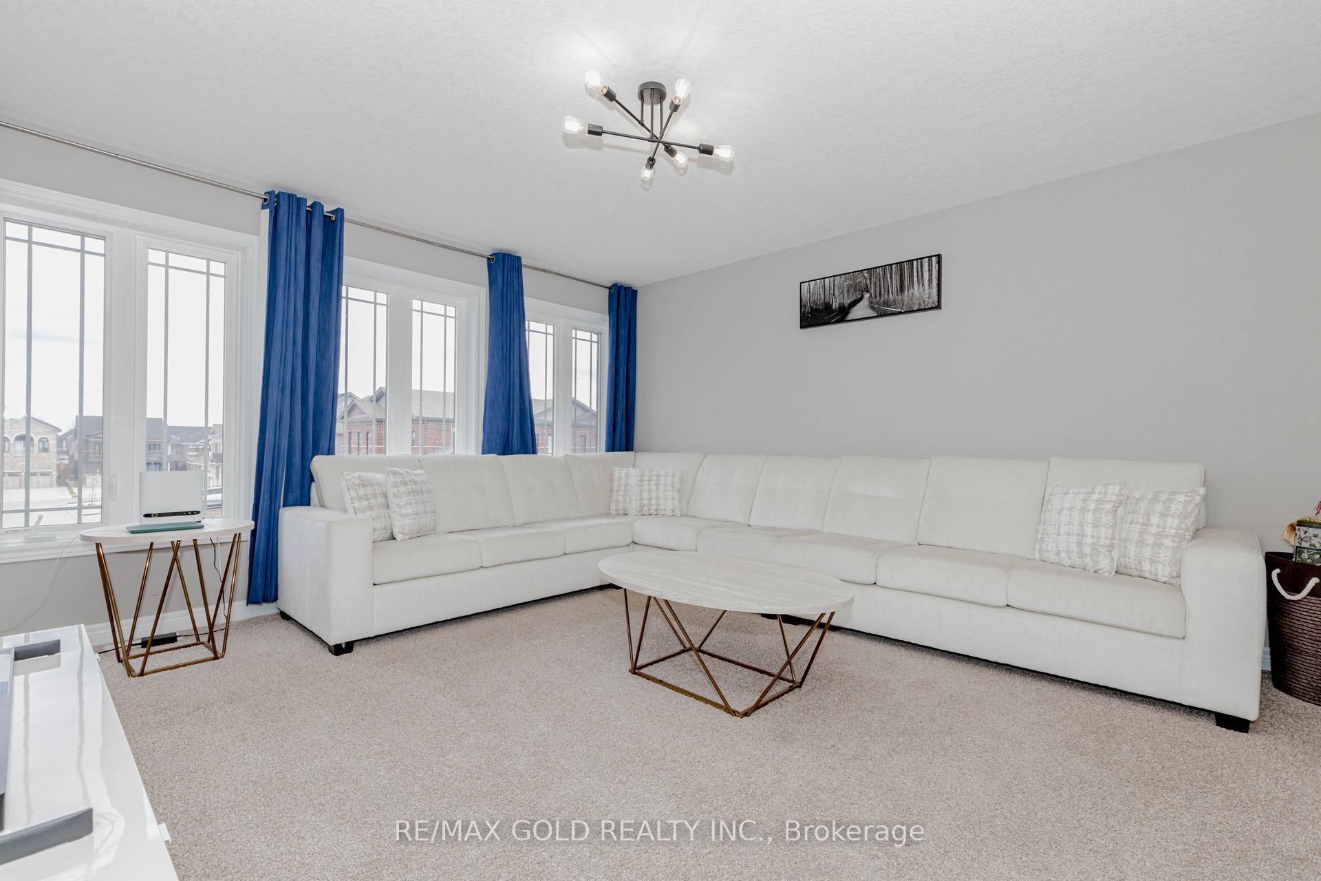 Photo 39 of 573 Florencedale Crescent, Kitchener — HOMEH
