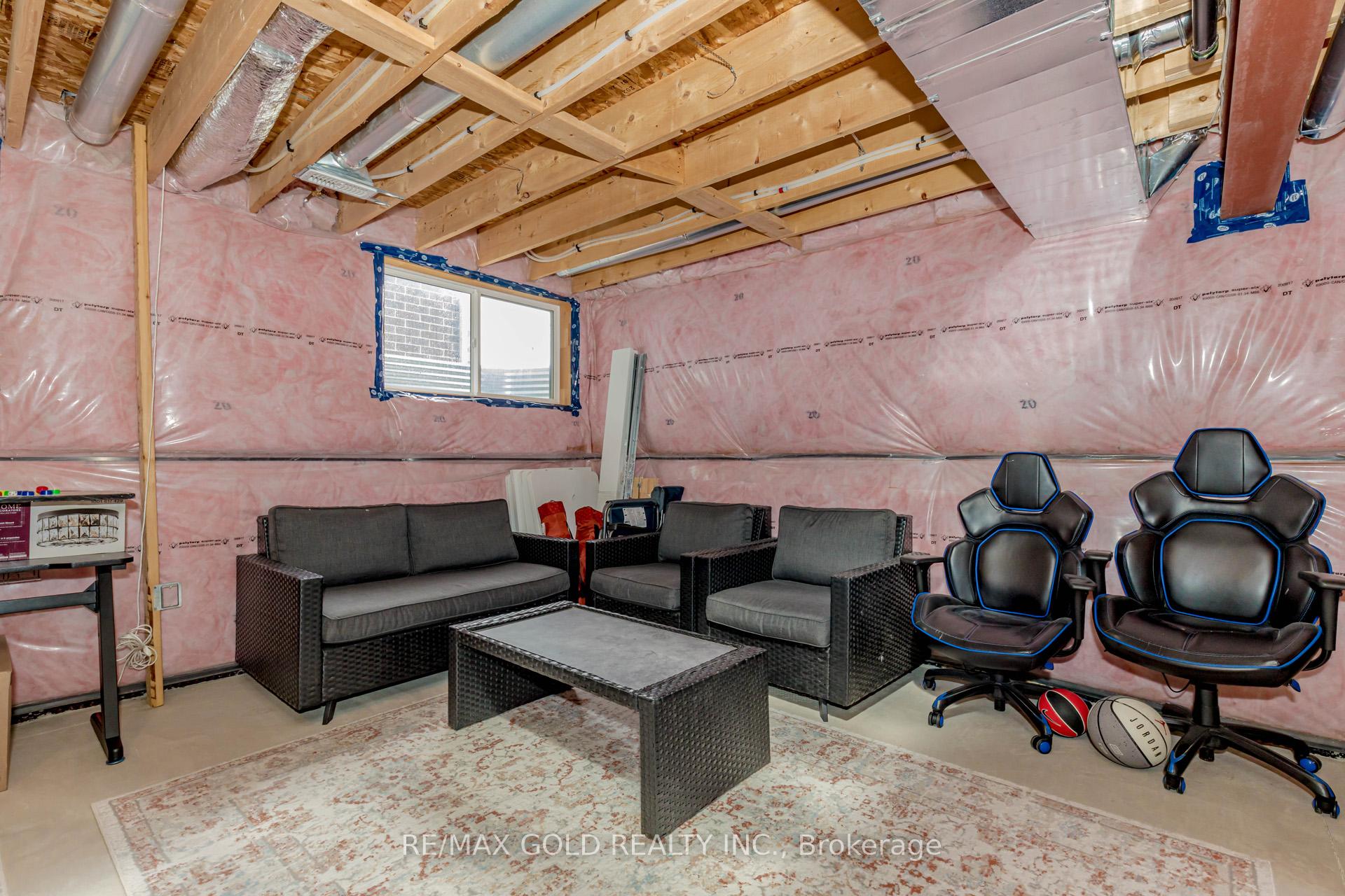 Photo 44 of 573 Florencedale Crescent, Kitchener — HOMEH