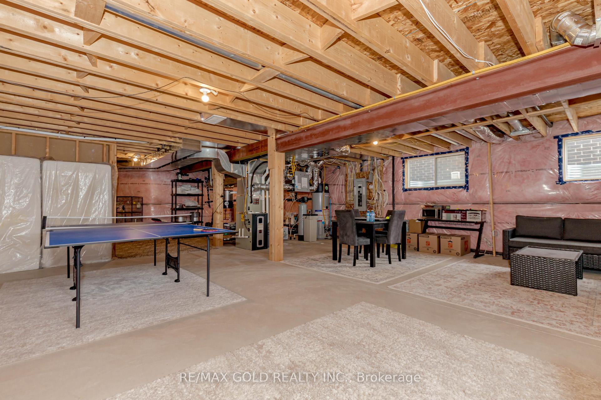 Photo 46 of 573 Florencedale Crescent, Kitchener — HOMEH