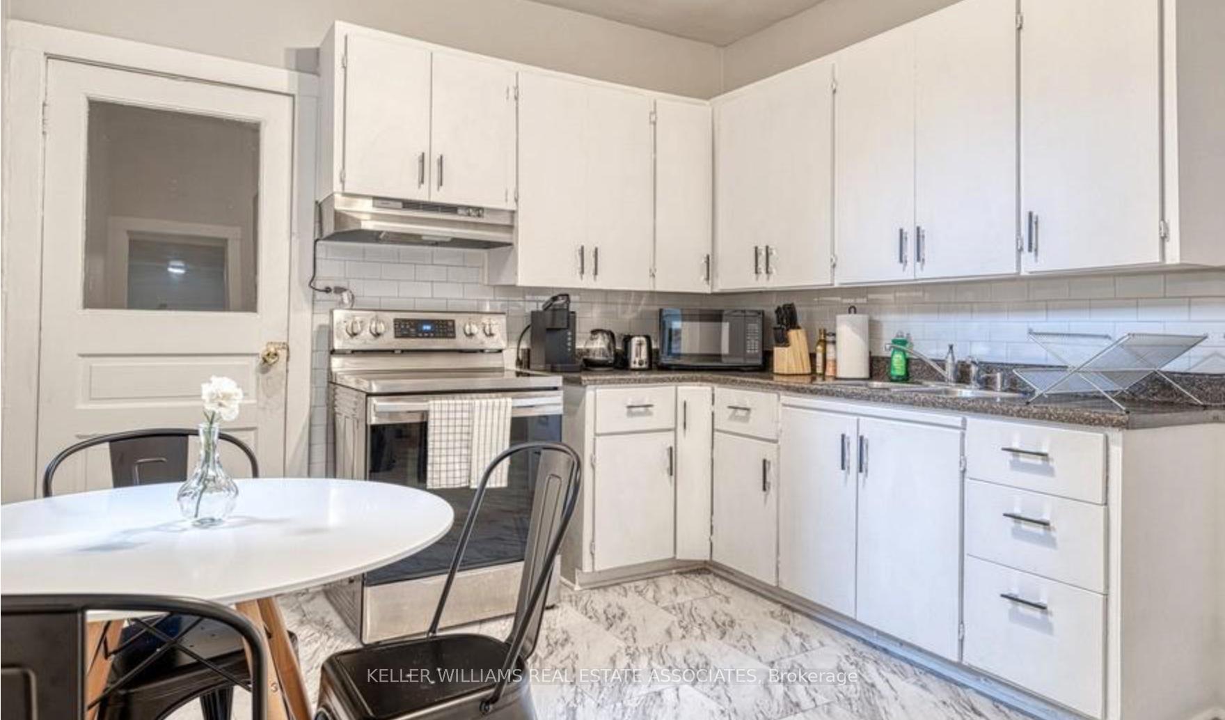 Photo 1 of Unit 1, 207 Fairleigh Avenue S, Hamilton, St. Clair — HOMEH