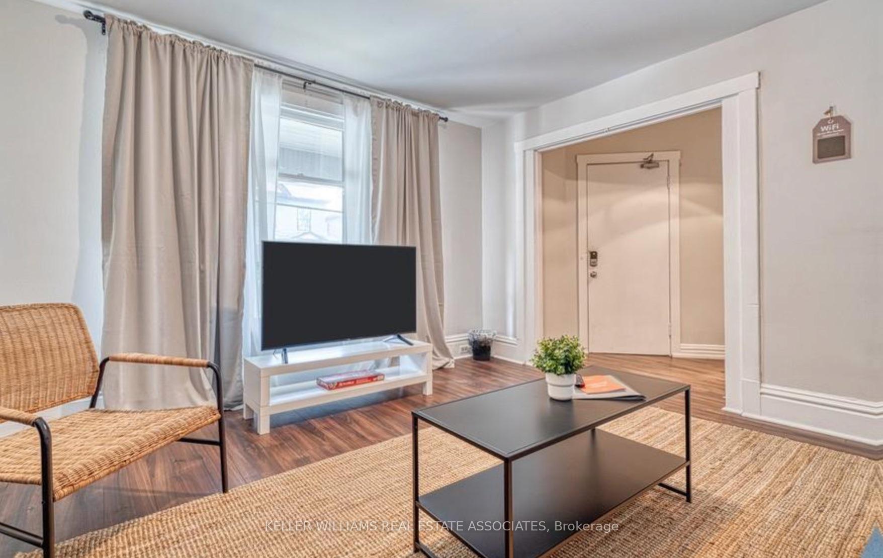 Photo 3 of Unit 1, 207 Fairleigh Avenue S, Hamilton, St. Clair — HOMEH