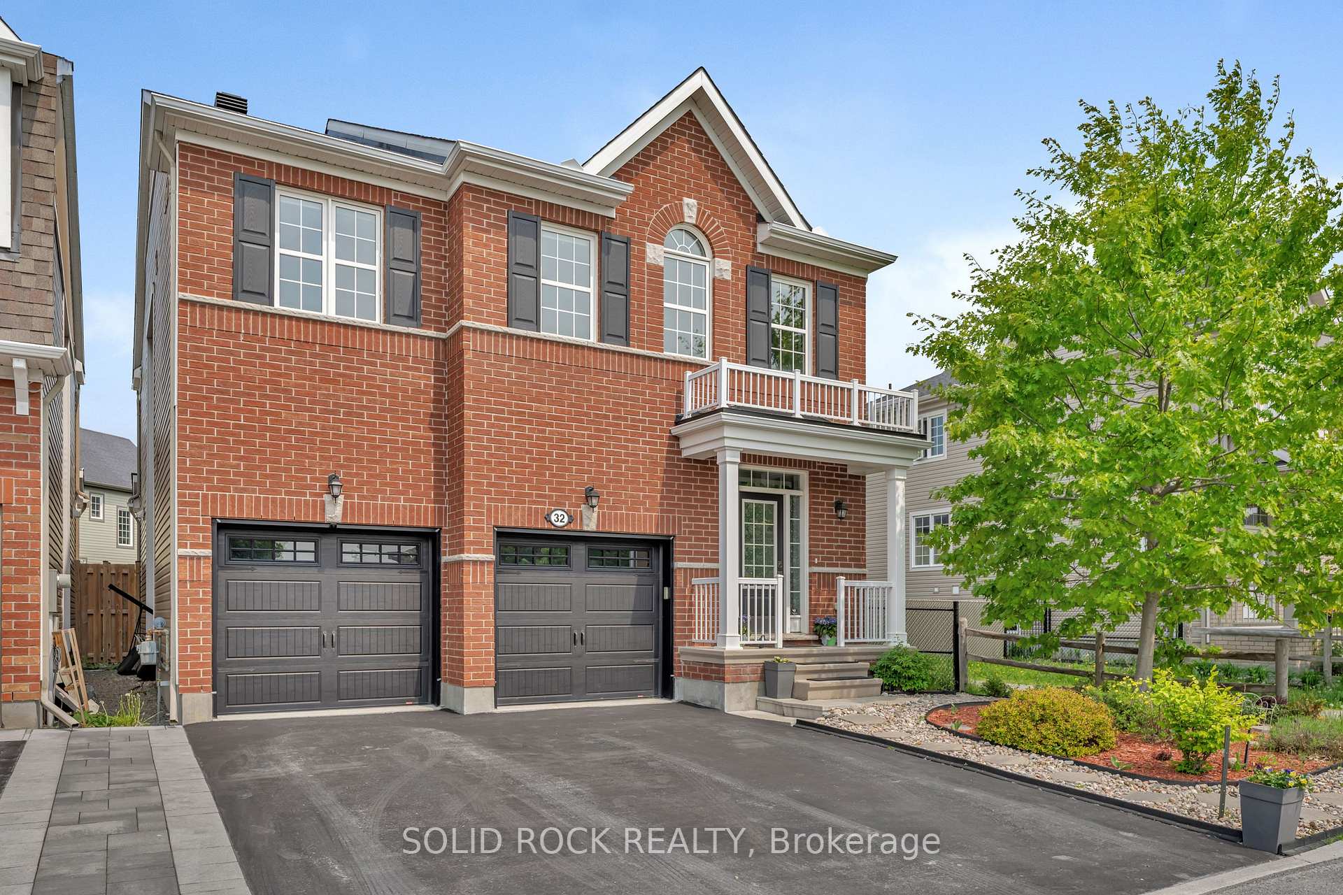 Photo 3 of 32 Solaris Drive, Ottawa, Kanata - Emerald Meadows/Trailwest — HOMEH