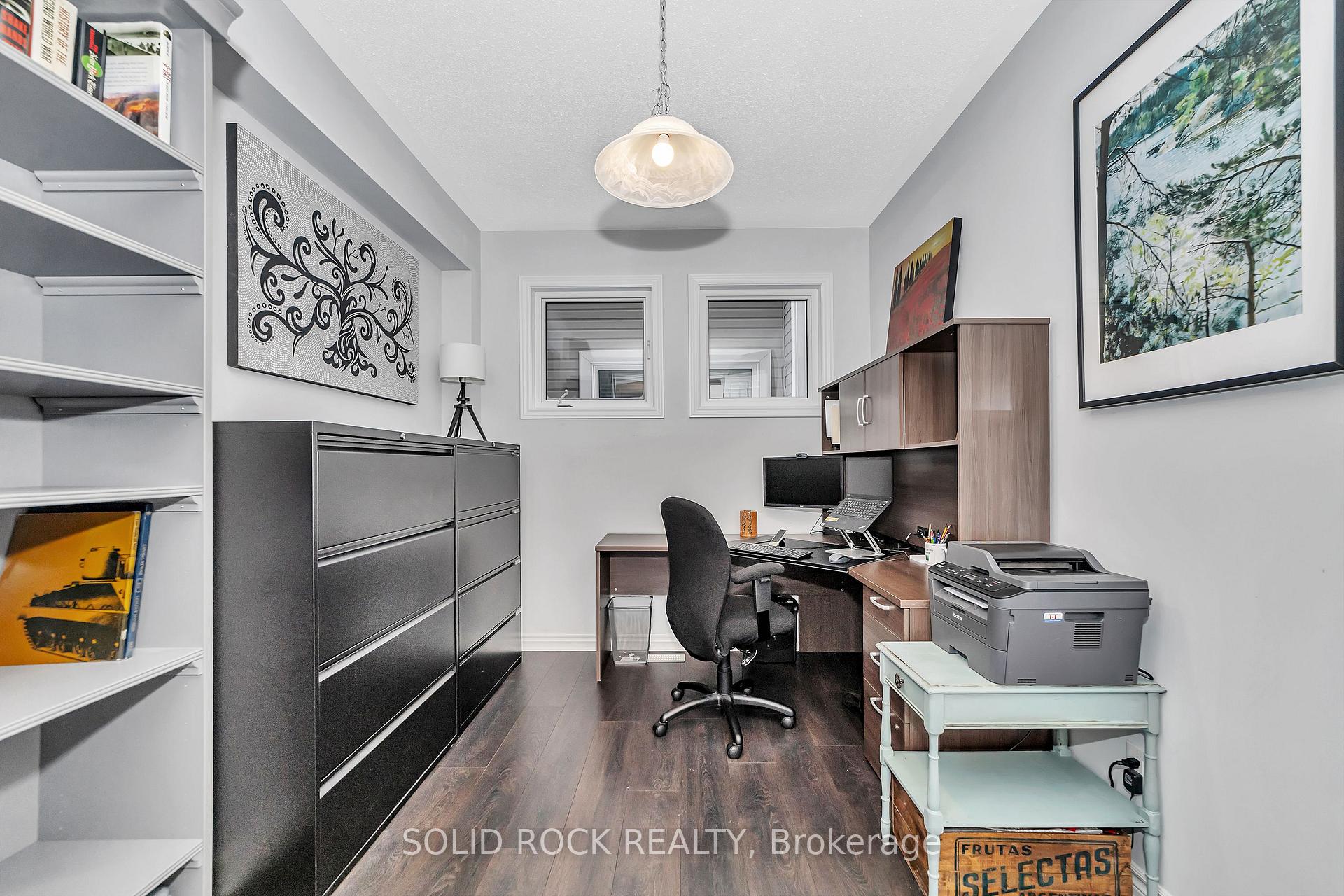 Photo 10 of 32 Solaris Drive, Ottawa, Kanata - Emerald Meadows/Trailwest — HOMEH