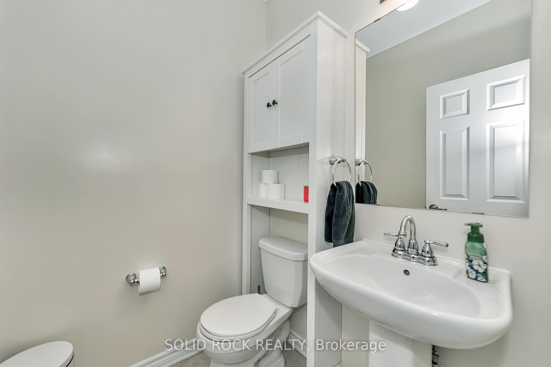 Photo 11 of 32 Solaris Drive, Ottawa, Kanata - Emerald Meadows/Trailwest — HOMEH