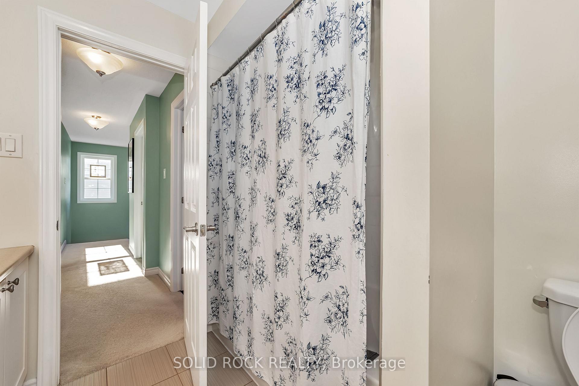 Photo 25 of 32 Solaris Drive, Ottawa, Kanata - Emerald Meadows/Trailwest — HOMEH
