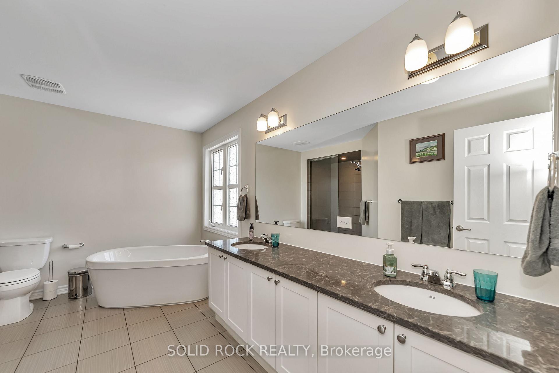 Photo 30 of 32 Solaris Drive, Ottawa, Kanata - Emerald Meadows/Trailwest — HOMEH