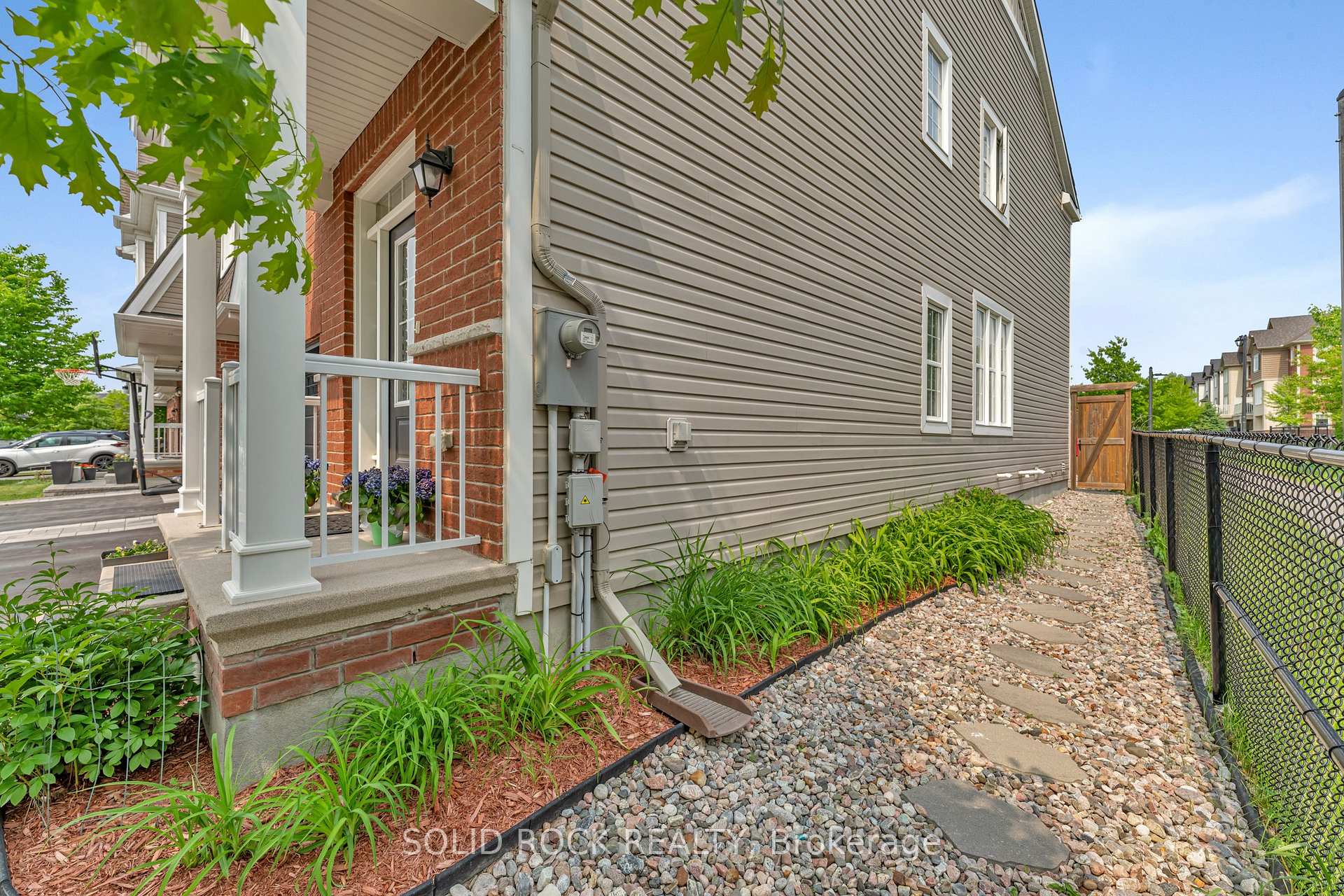 Photo 41 of 32 Solaris Drive, Ottawa, Kanata - Emerald Meadows/Trailwest — HOMEH