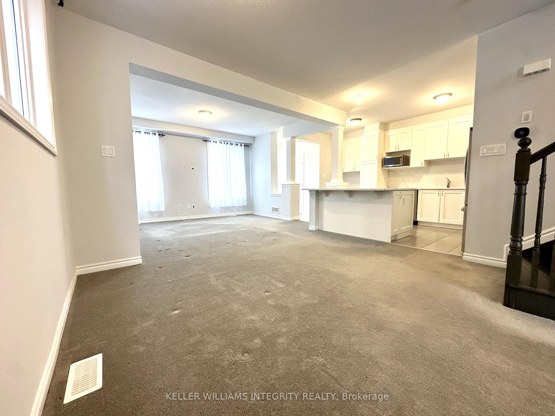Photo 3 of 224 Cranesbill Road, Ottawa, Kanata - Emerald Meadows/Trailwest — HOMEH