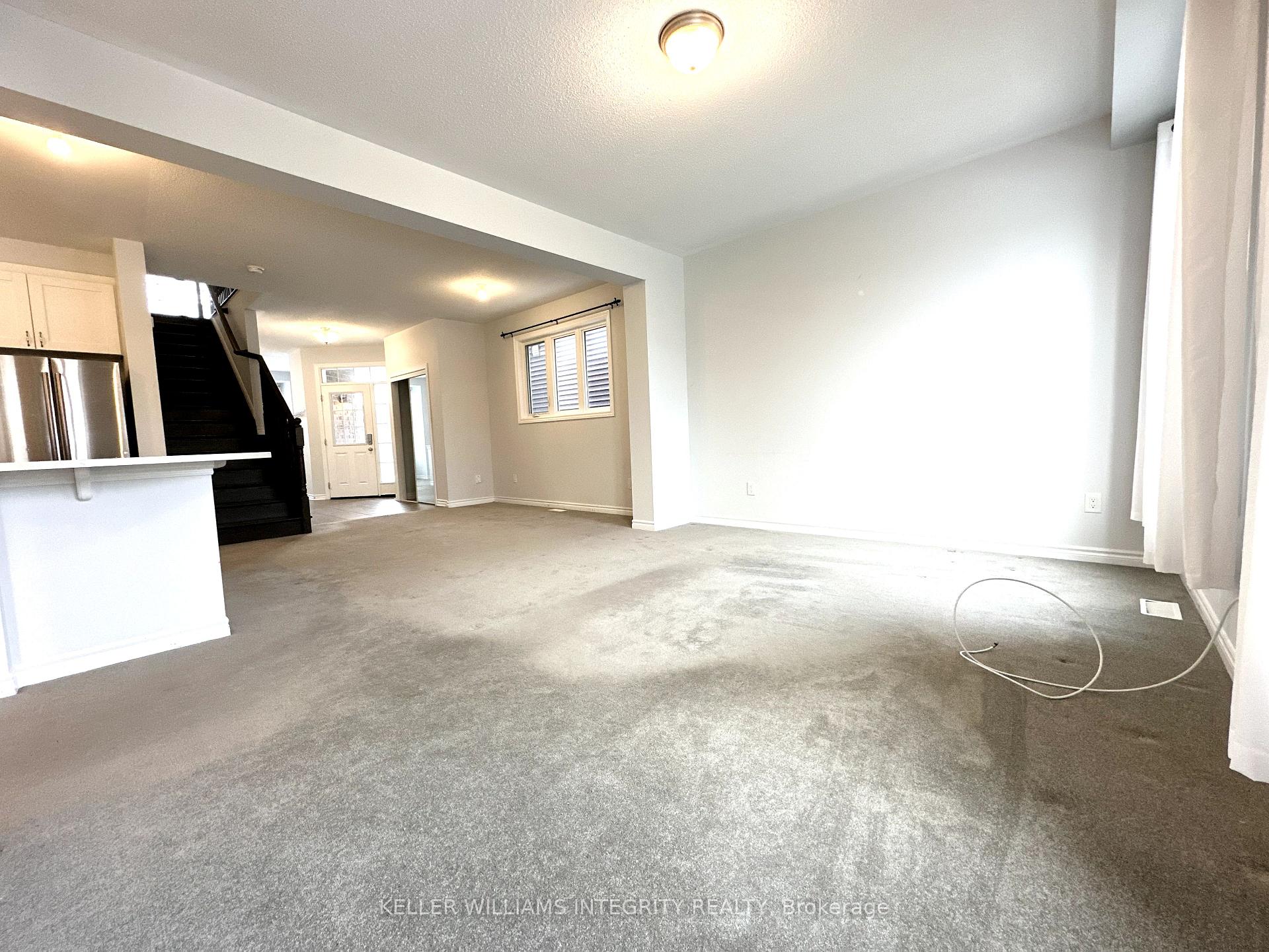 Photo 4 of 224 Cranesbill Road, Ottawa, Kanata - Emerald Meadows/Trailwest — HOMEH