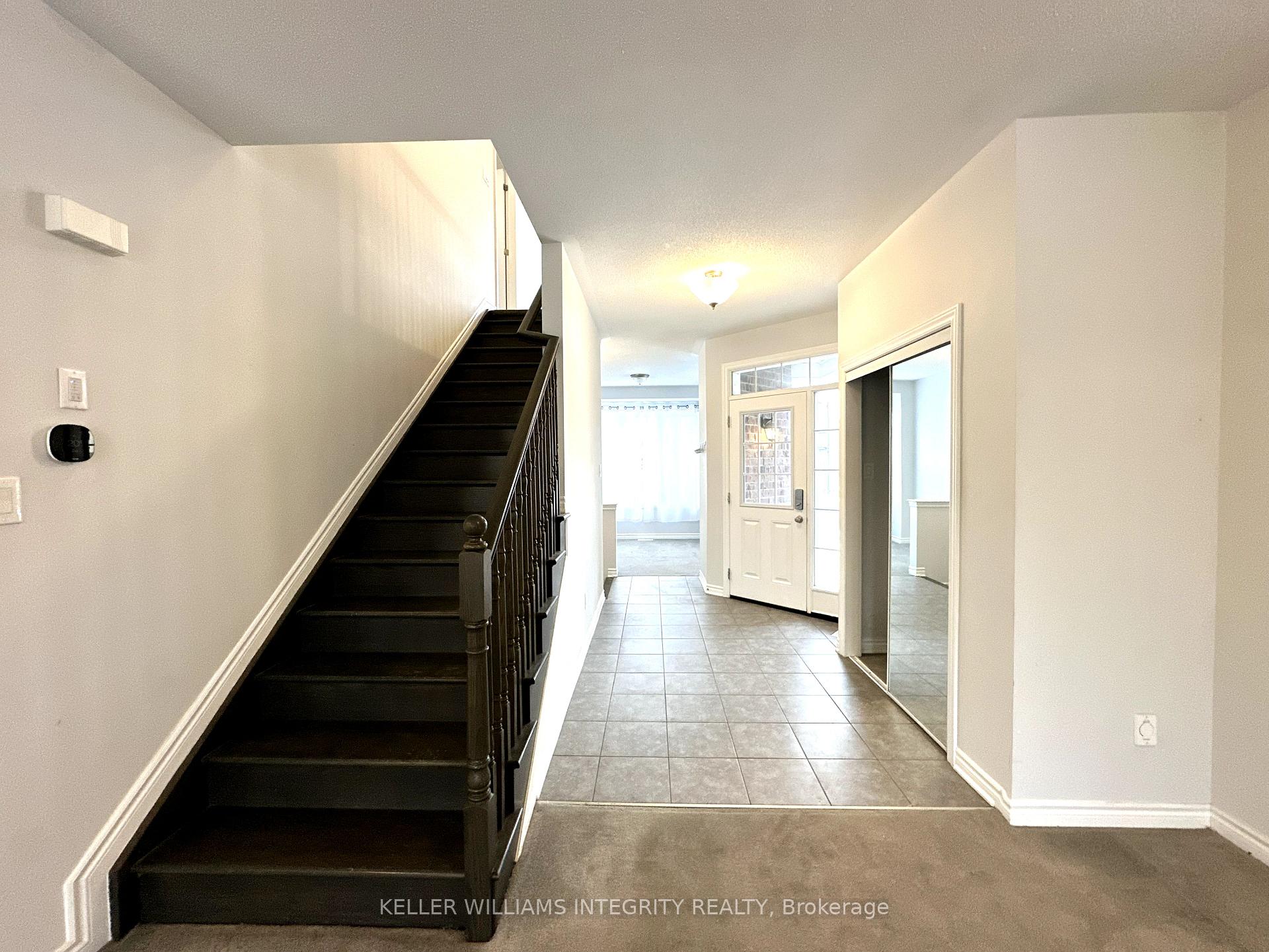 Photo 10 of 224 Cranesbill Road, Ottawa, Kanata - Emerald Meadows/Trailwest — HOMEH