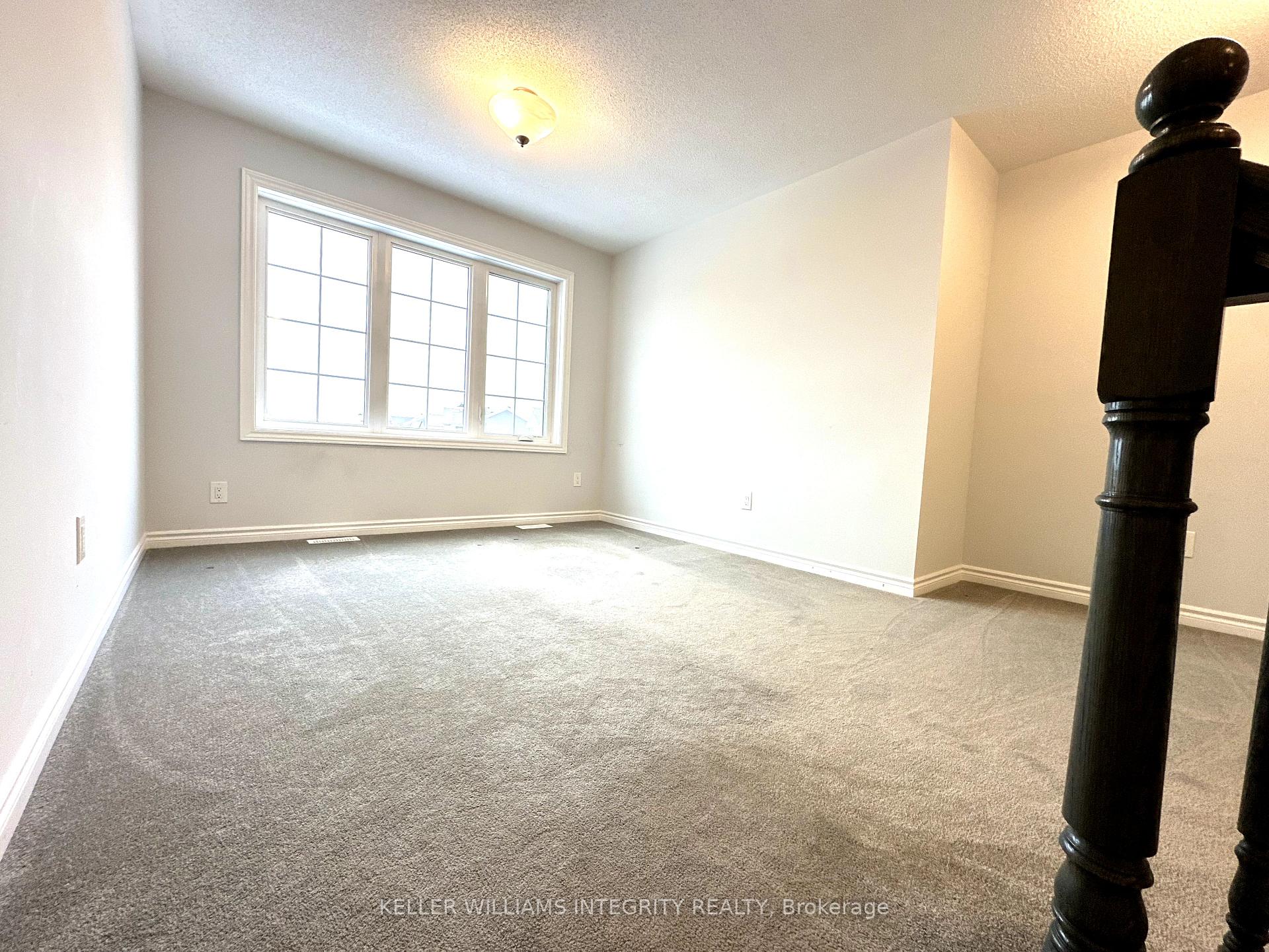 Photo 11 of 224 Cranesbill Road, Ottawa, Kanata - Emerald Meadows/Trailwest — HOMEH