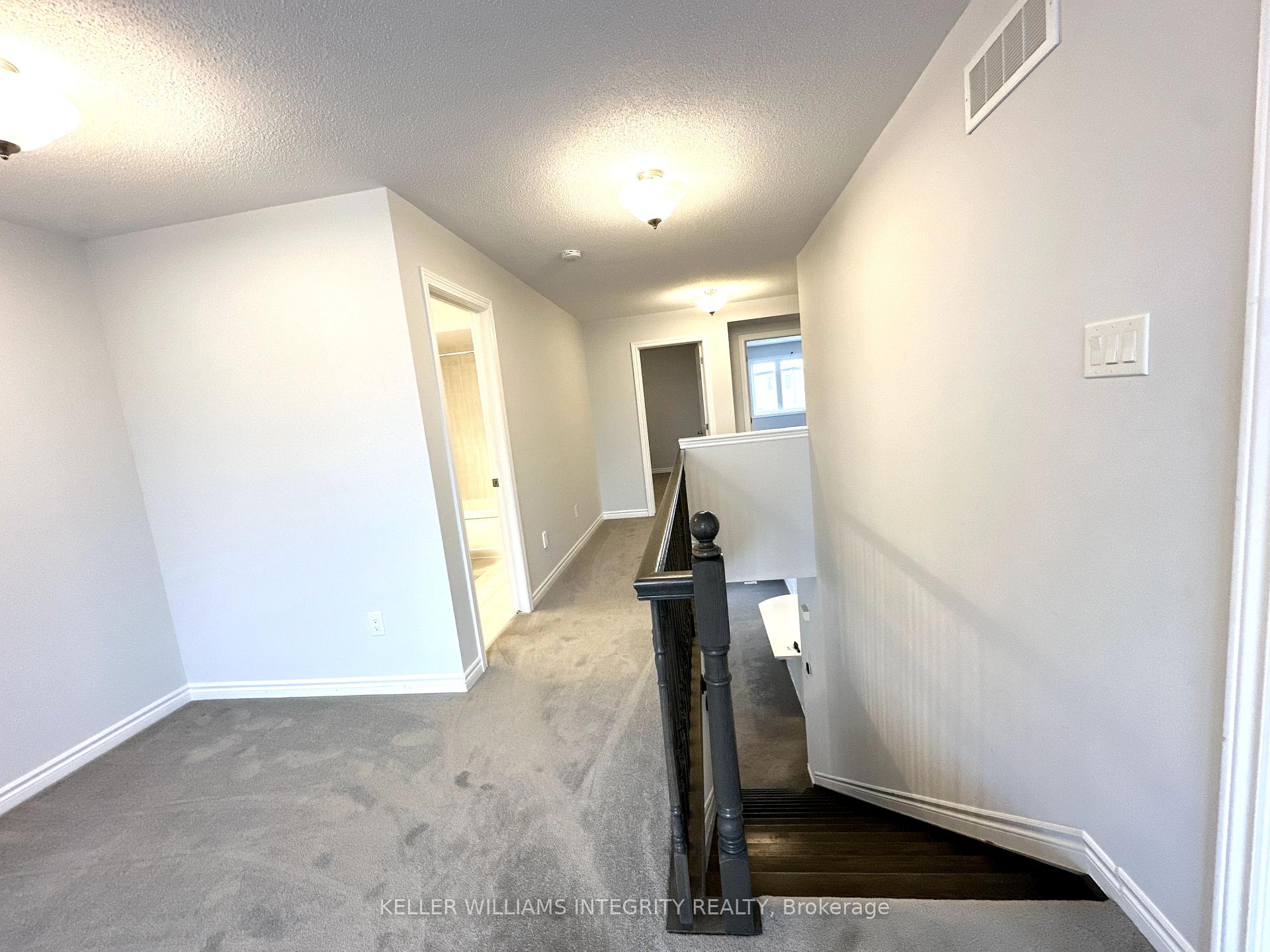 Photo 12 of 224 Cranesbill Road, Ottawa, Kanata - Emerald Meadows/Trailwest — HOMEH
