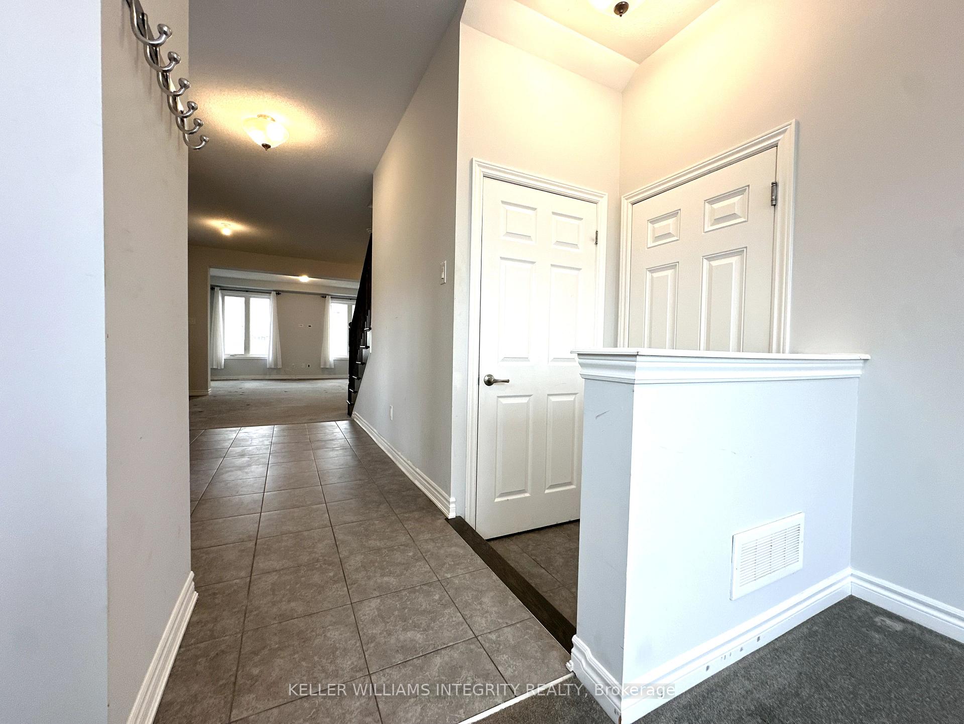 Photo 27 of 224 Cranesbill Road, Ottawa, Kanata - Emerald Meadows/Trailwest — HOMEH