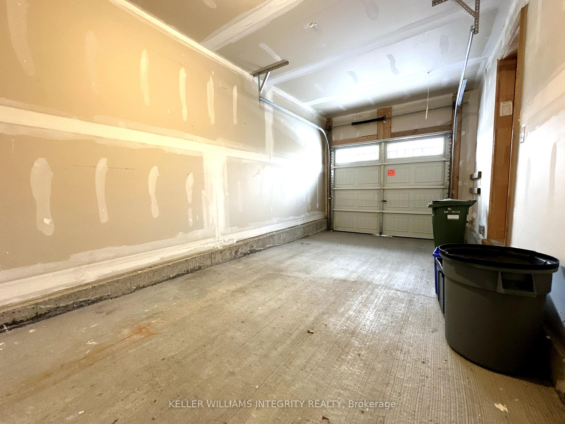 Photo 28 of 224 Cranesbill Road, Ottawa, Kanata - Emerald Meadows/Trailwest — HOMEH