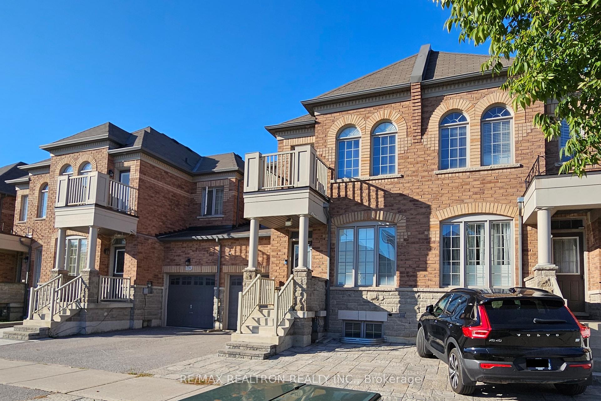 Photo 3 of 122 William Berczy Boulevard, Markham, Berczy — HOMEH
