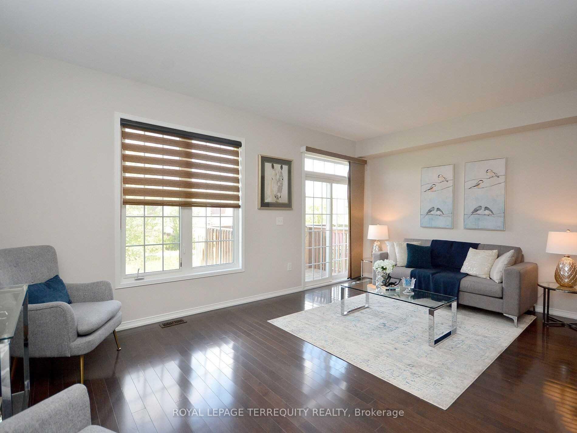 Photo 5 of Unit 18, 745 Farmstead Drive, Milton, Willmott — HOMEH