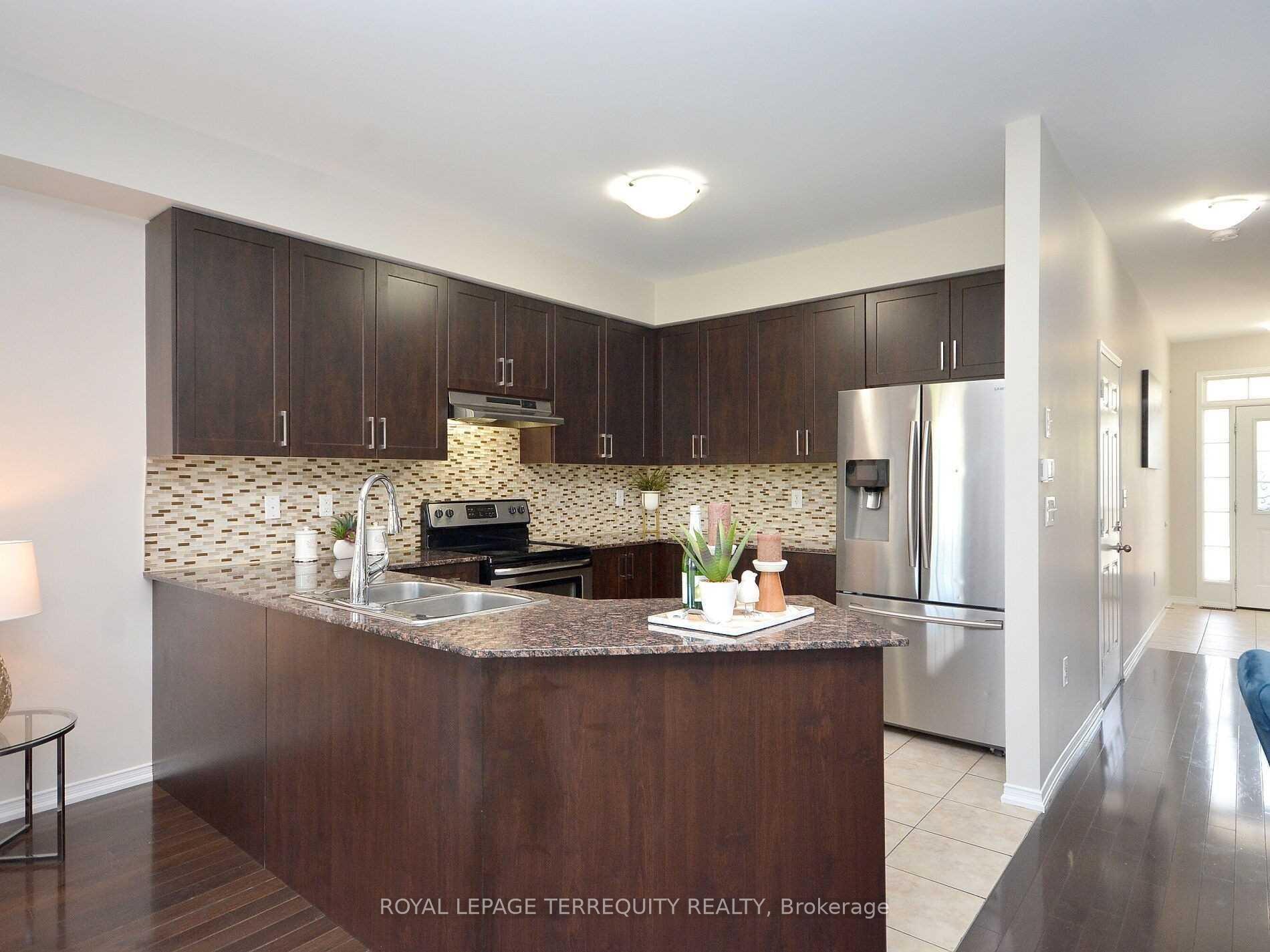 Photo 10 of Unit 18, 745 Farmstead Drive, Milton, Willmott — HOMEH