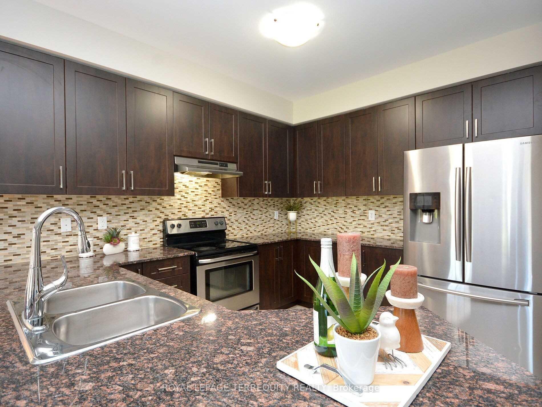 Photo 11 of Unit 18, 745 Farmstead Drive, Milton, Willmott — HOMEH