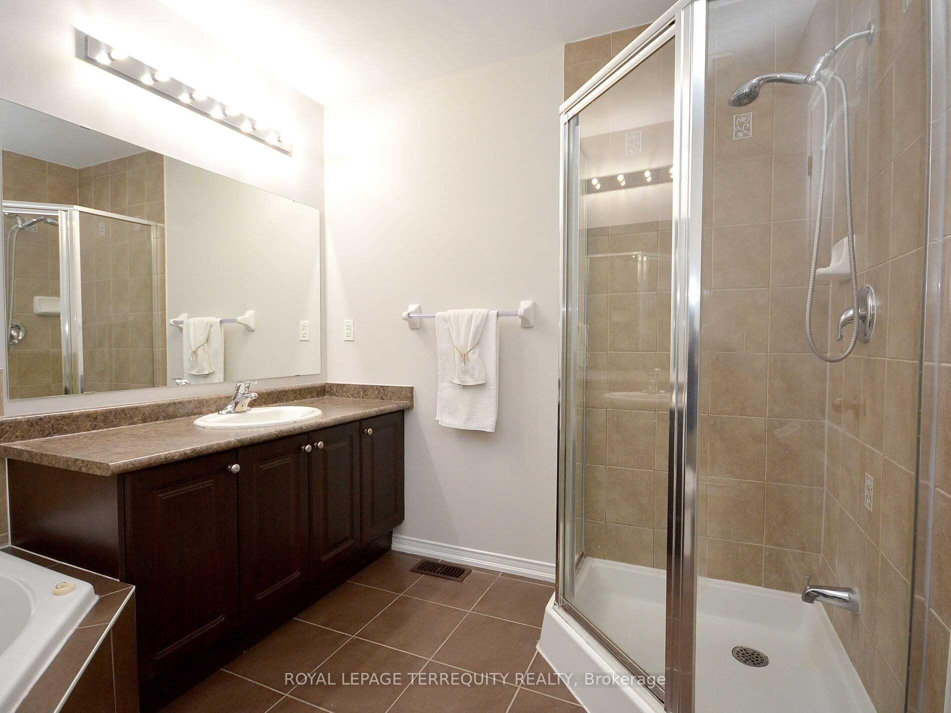Photo 18 of Unit 18, 745 Farmstead Drive, Milton, Willmott — HOMEH