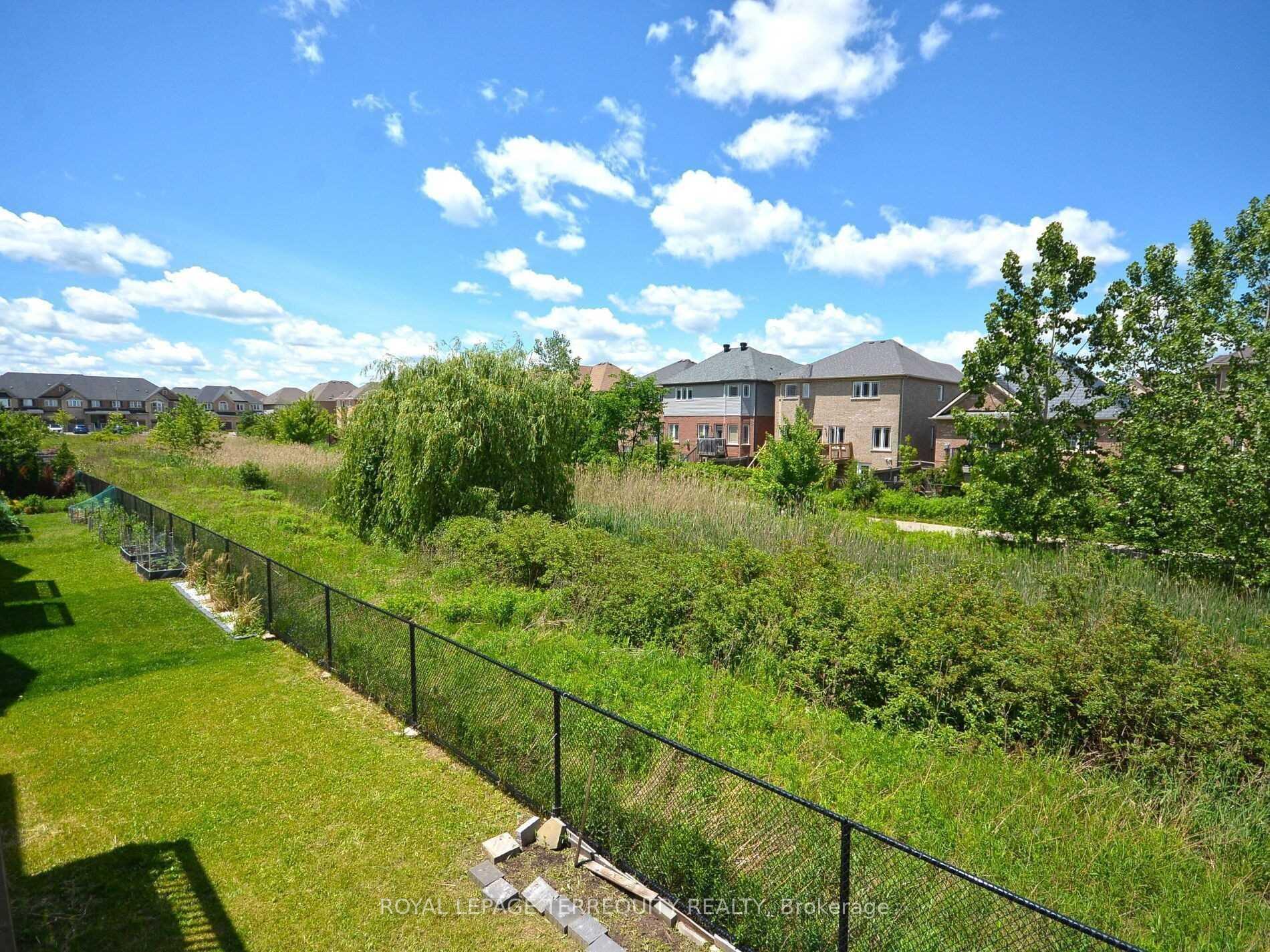 Photo 22 of Unit 18, 745 Farmstead Drive, Milton, Willmott — HOMEH