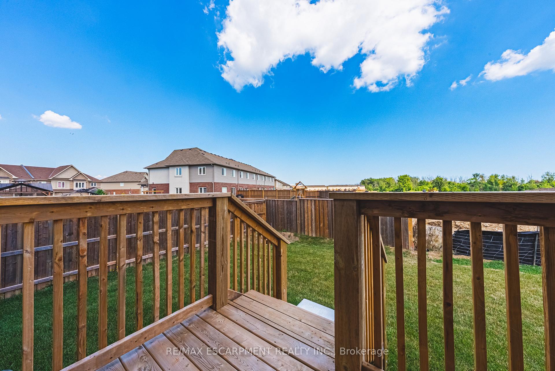 Photo 19 of 138 Lormont Boulevard, Hamilton, Stoney Creek Mountain — HOMEH