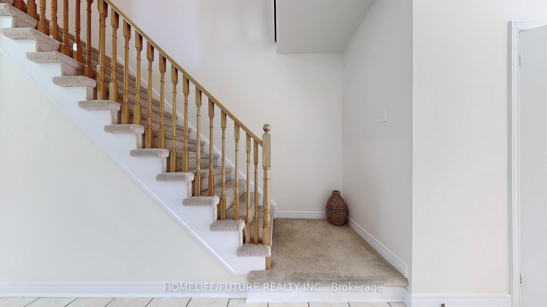Photo 13 of 46 Jack Monkman Crescent, Markham, Cedarwood — HOMEH