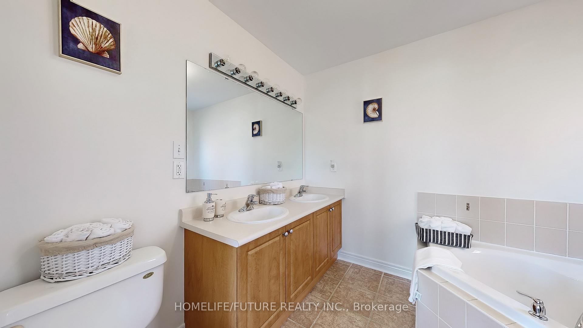 Photo 20 of 46 Jack Monkman Crescent, Markham, Cedarwood — HOMEH