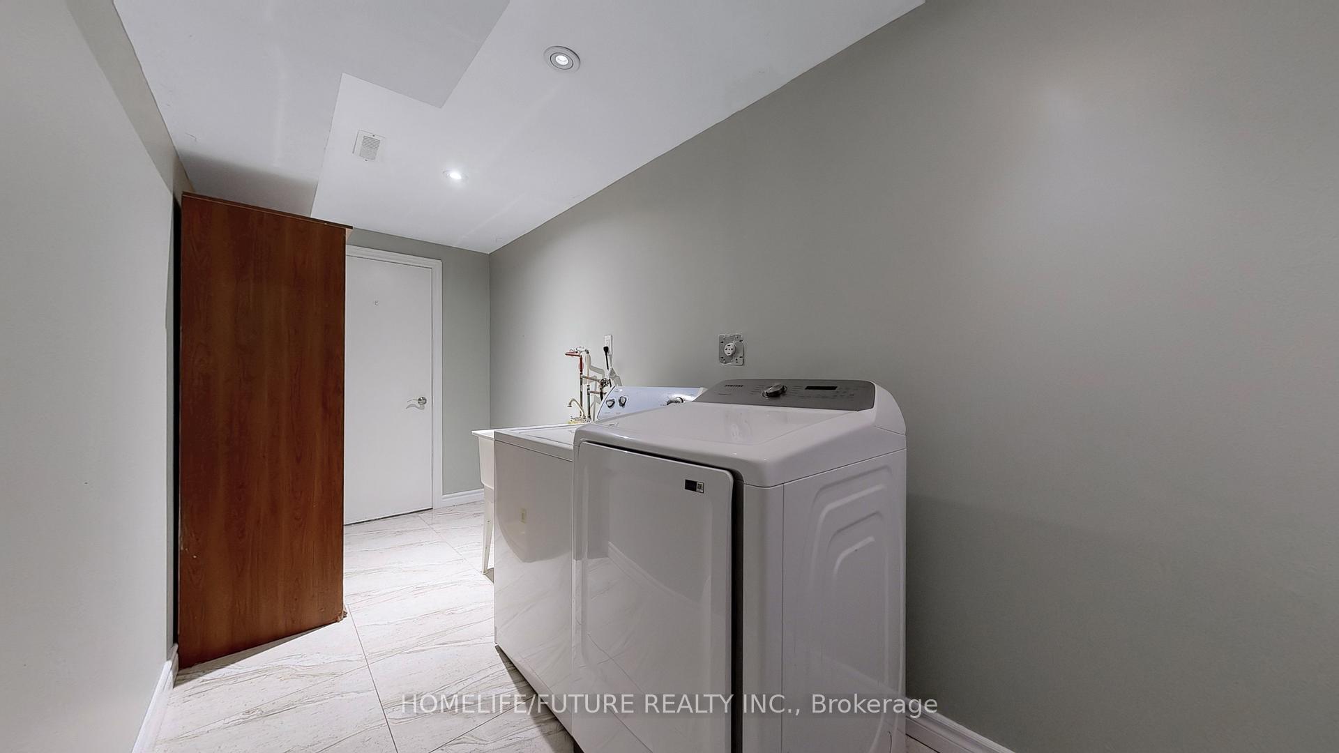 Photo 40 of 46 Jack Monkman Crescent, Markham, Cedarwood — HOMEH