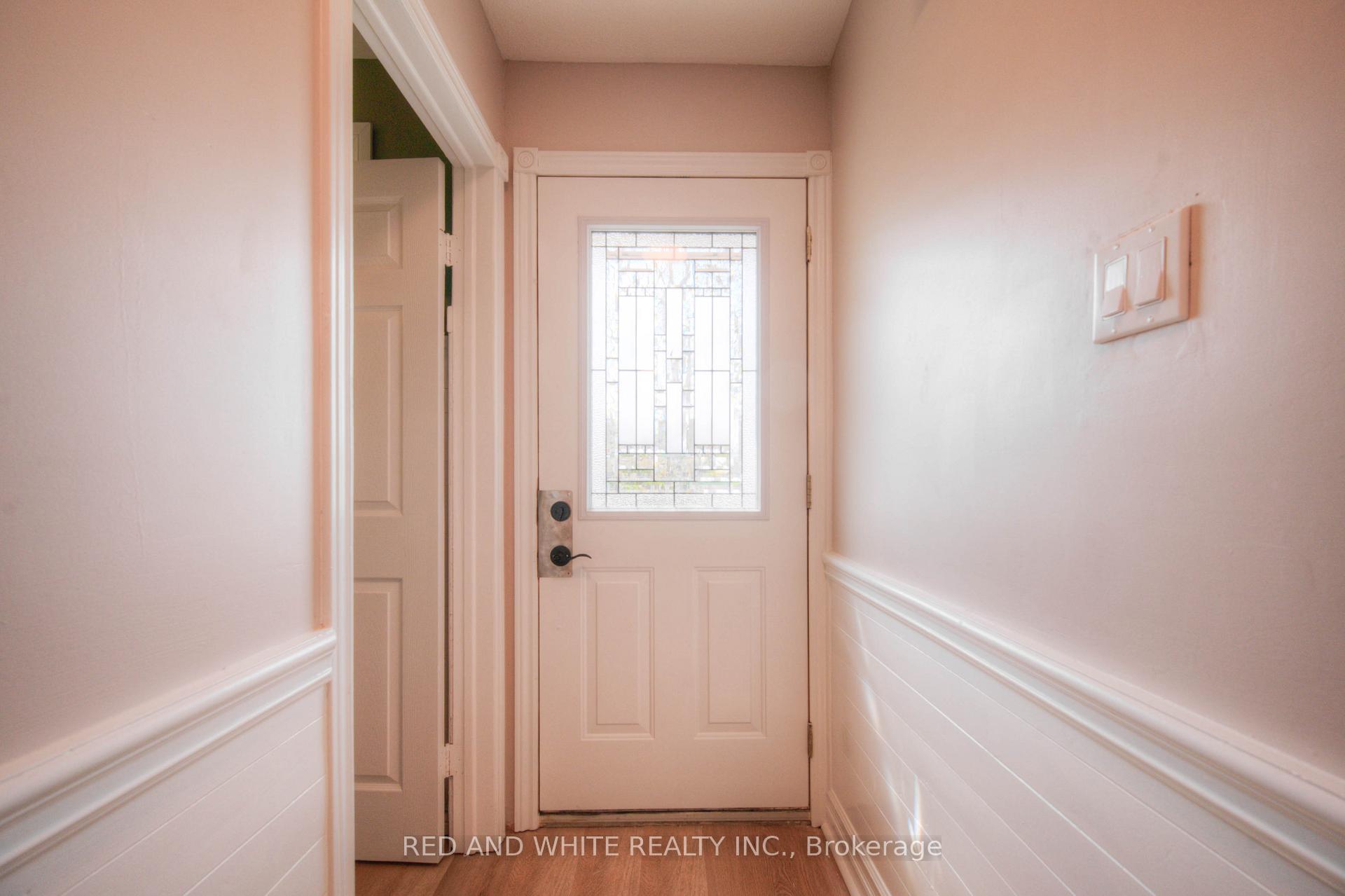 Photo 4 of 188 Arrowhead Crescent, Kitchener — HOMEH