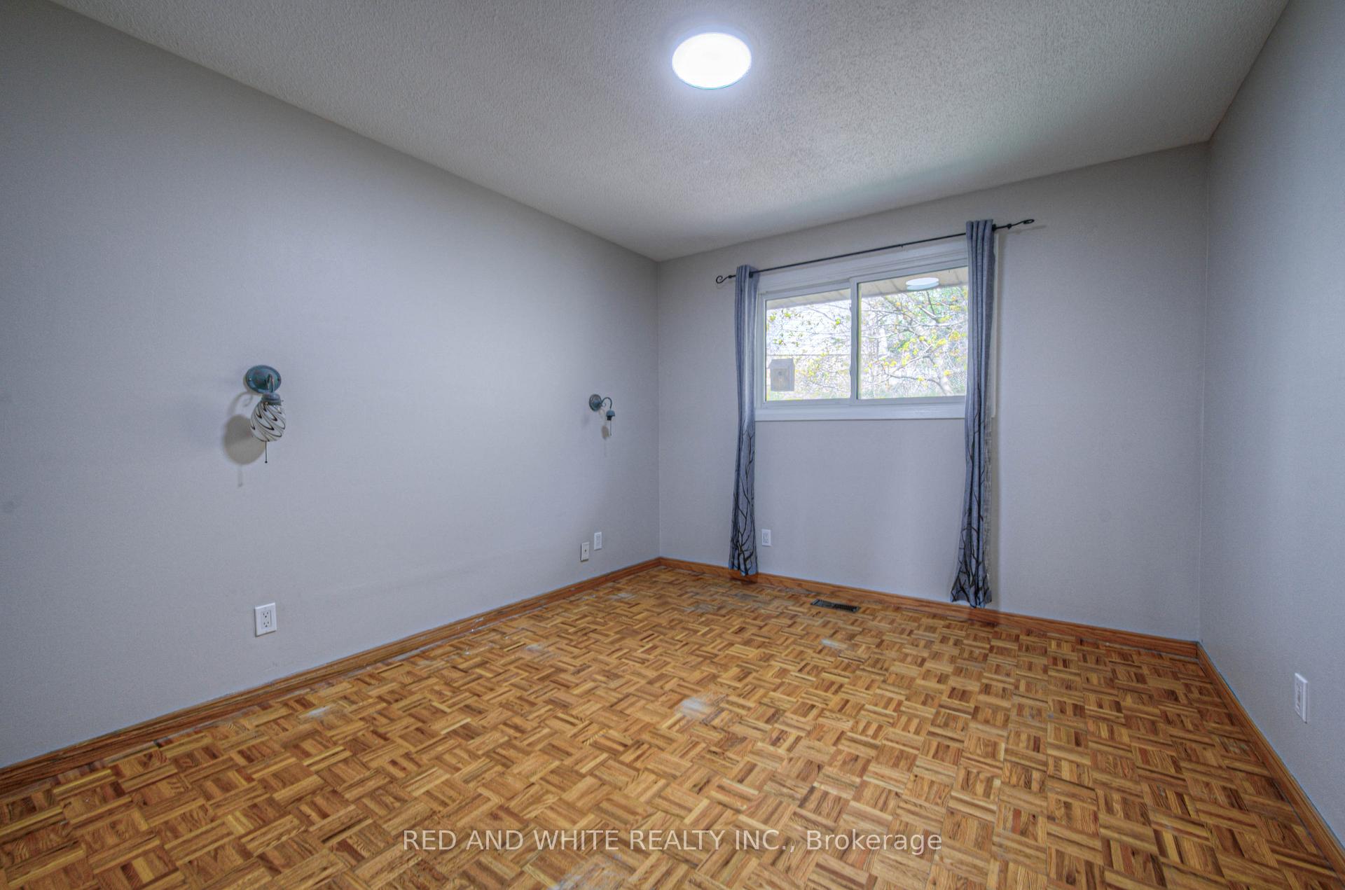 Photo 22 of 188 Arrowhead Crescent, Kitchener — HOMEH
