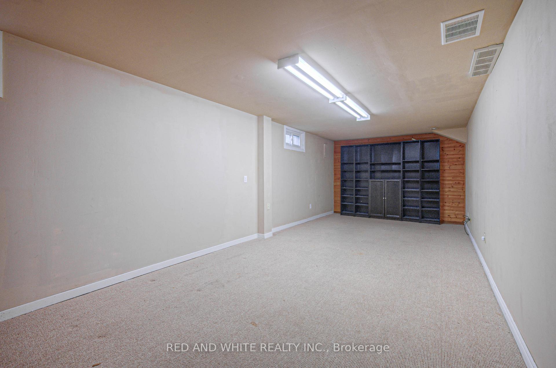 Photo 32 of 188 Arrowhead Crescent, Kitchener — HOMEH