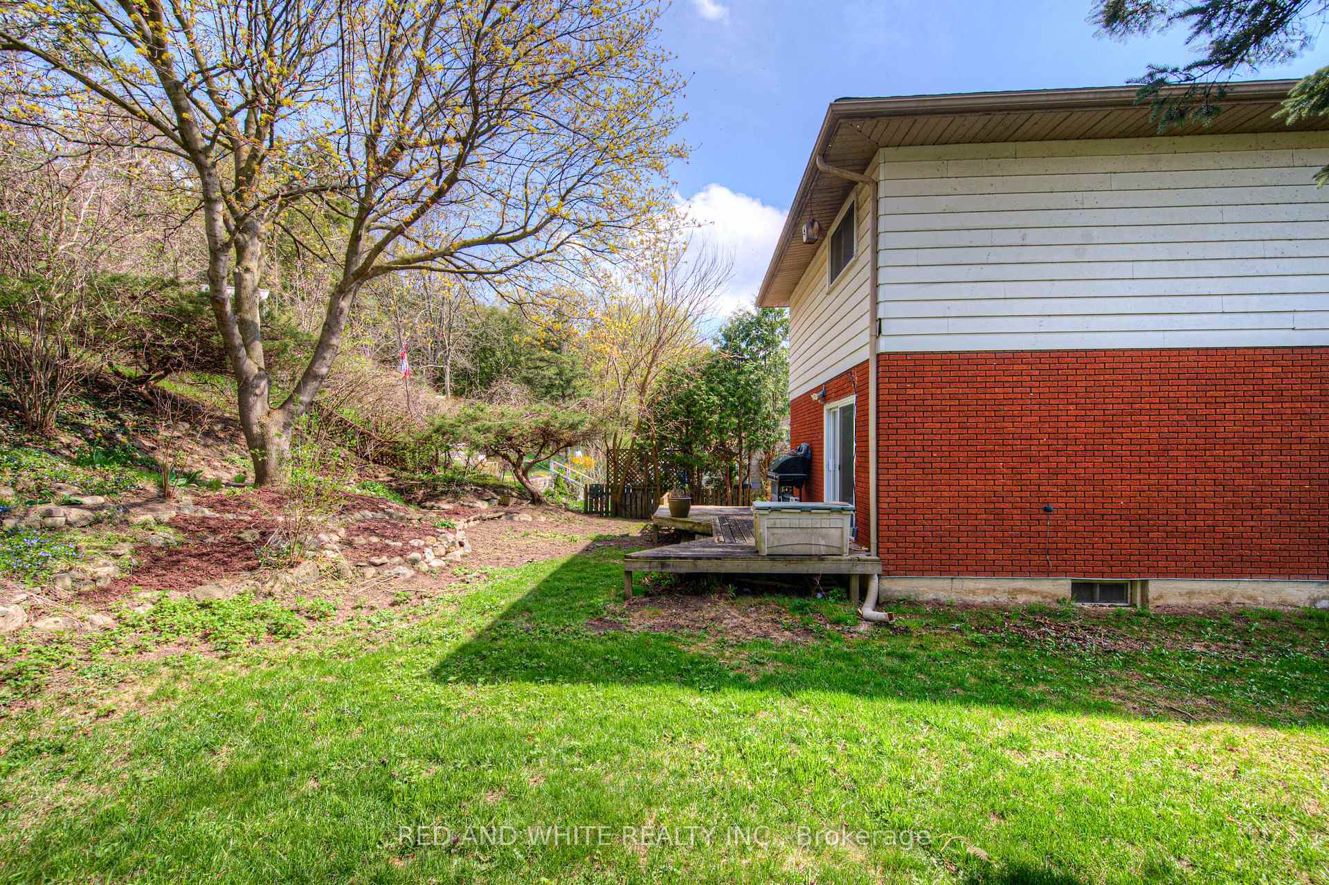 Photo 34 of 188 Arrowhead Crescent, Kitchener — HOMEH
