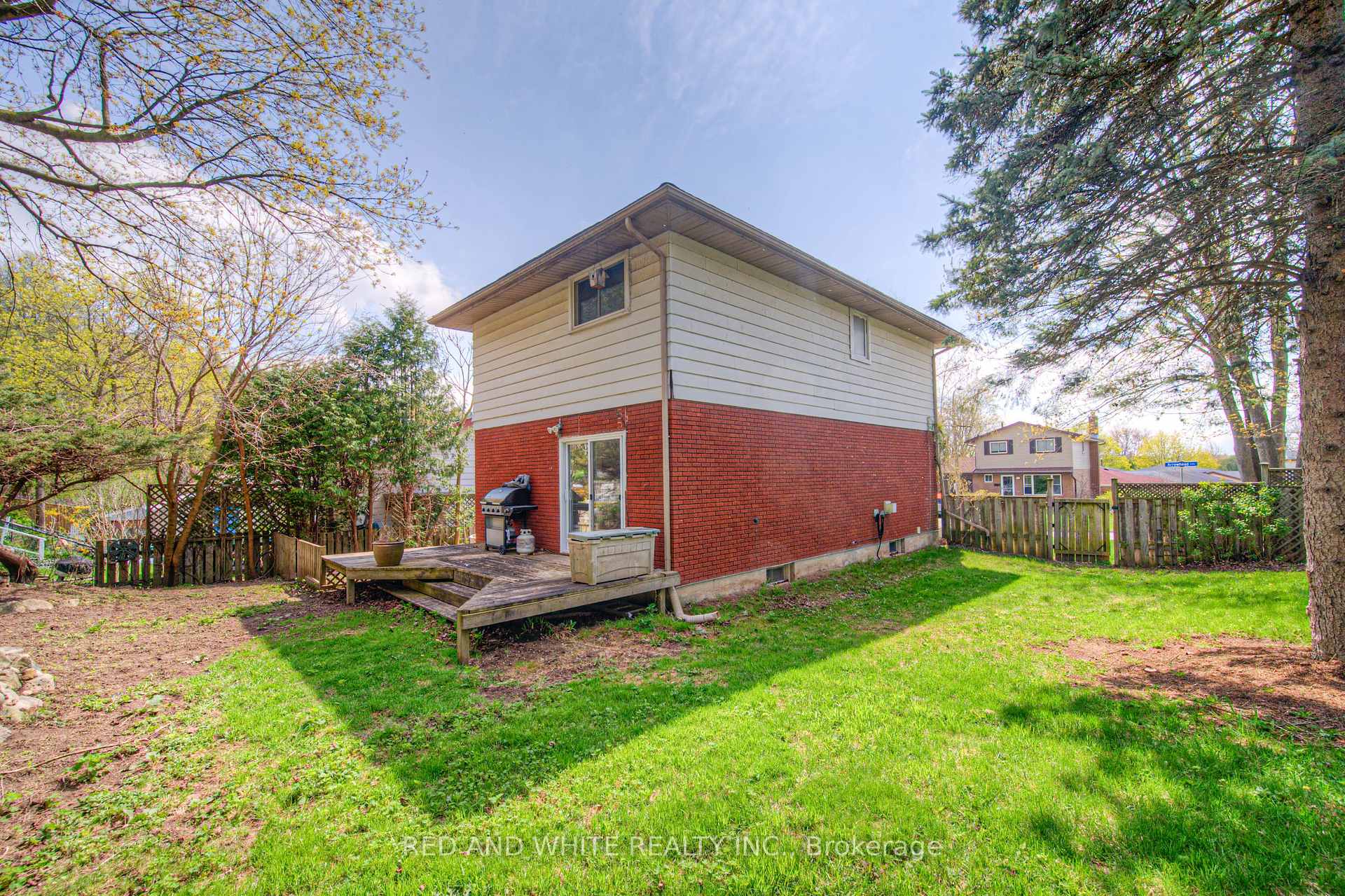 Photo 35 of 188 Arrowhead Crescent, Kitchener — HOMEH
