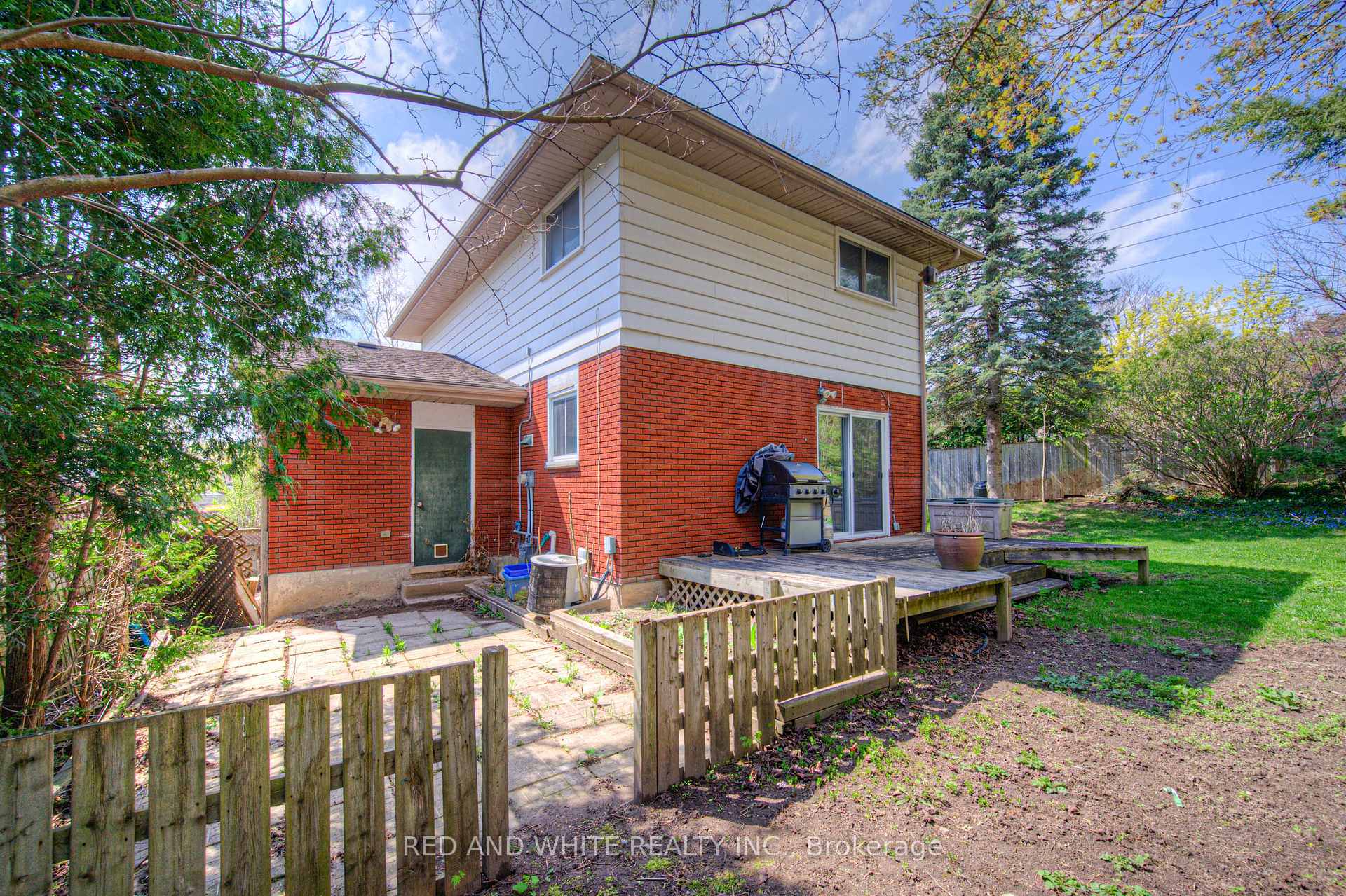 Photo 37 of 188 Arrowhead Crescent, Kitchener — HOMEH