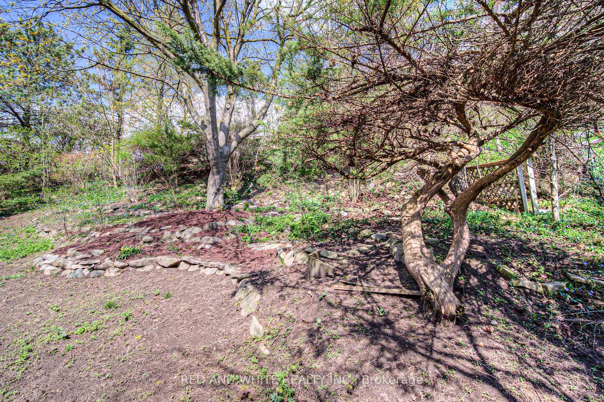 Photo 38 of 188 Arrowhead Crescent, Kitchener — HOMEH