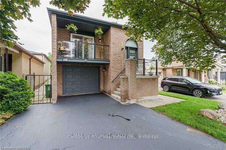 Front of 102 Garden Crescent