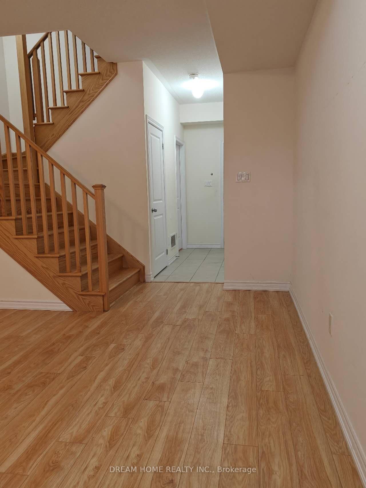 Photo 3 of 28 Robert Joffre Leet Avenue, Markham, Cornell — HOMEH