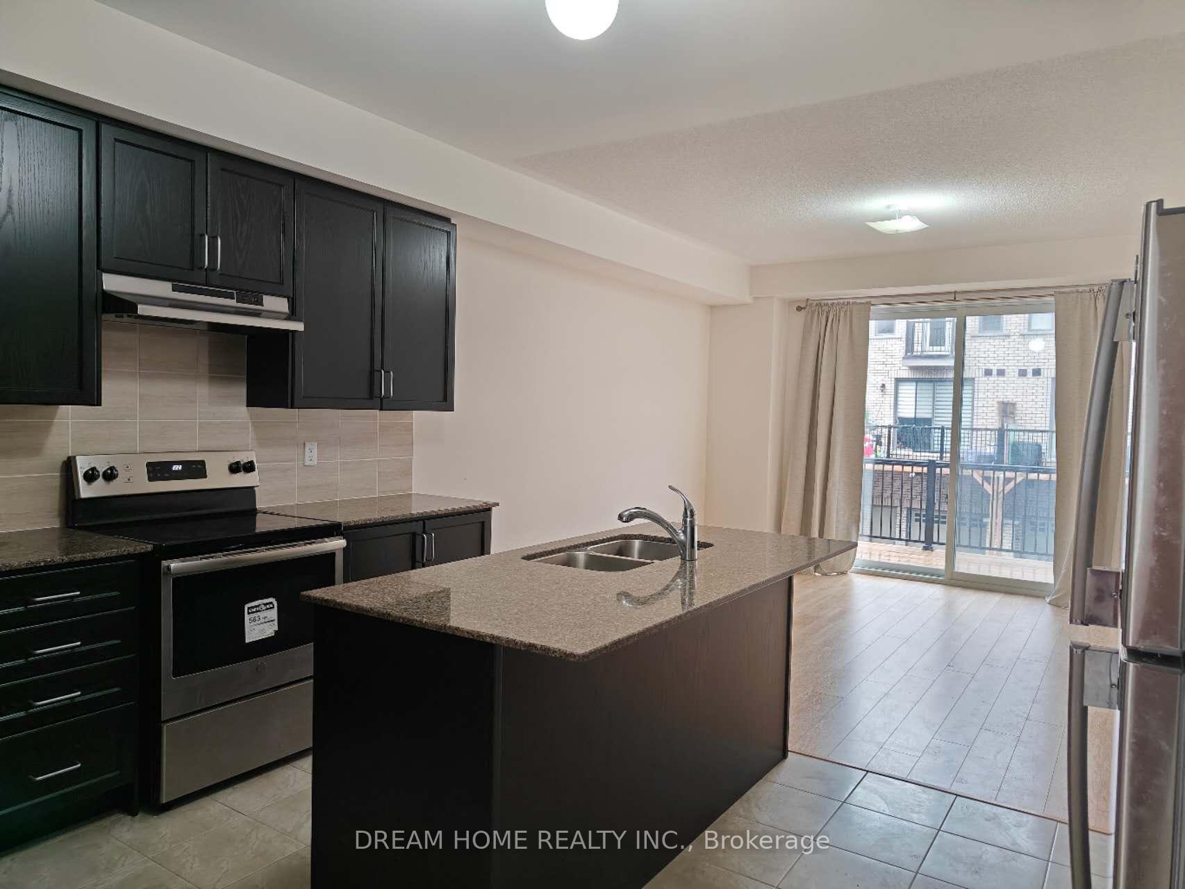 Photo 12 of 28 Robert Joffre Leet Avenue, Markham, Cornell — HOMEH