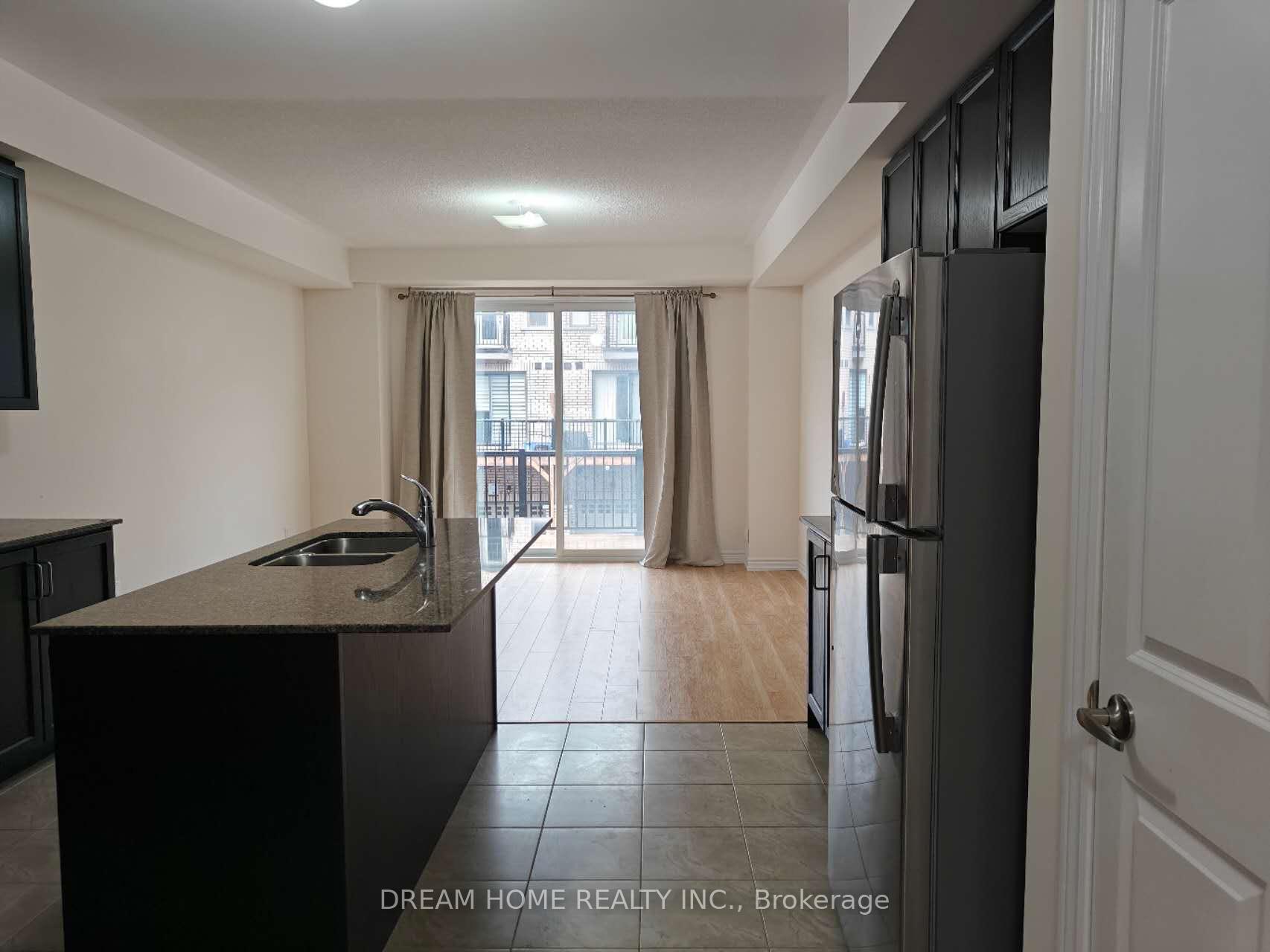 Photo 13 of 28 Robert Joffre Leet Avenue, Markham, Cornell — HOMEH