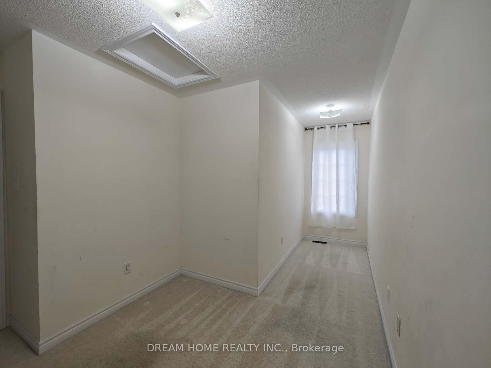 Photo 26 of 28 Robert Joffre Leet Avenue, Markham, Cornell — HOMEH