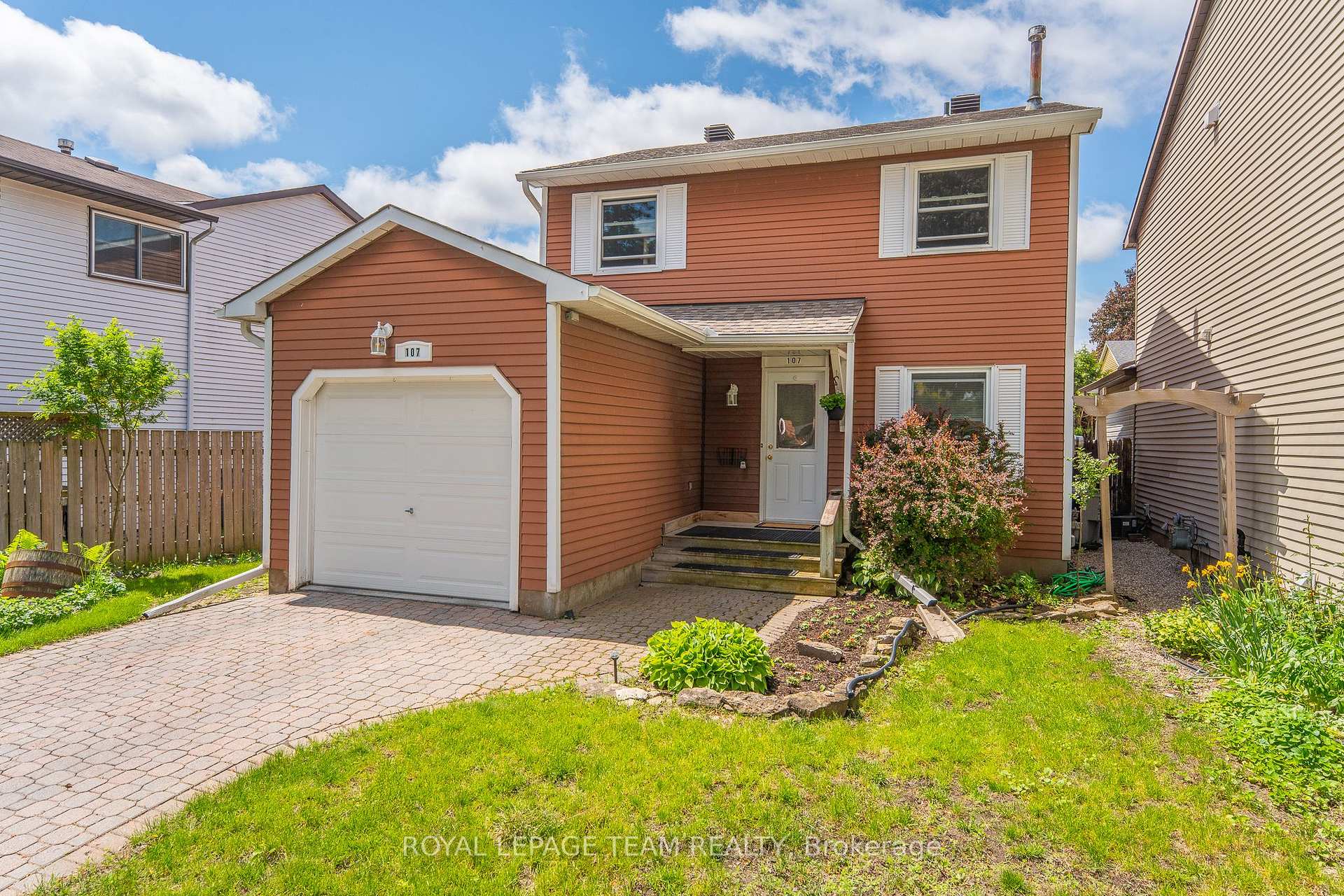 Photo 1 of 107 Melanie Crescent, Ottawa, Kanata - Glencairn/Hazeldean — HOMEH