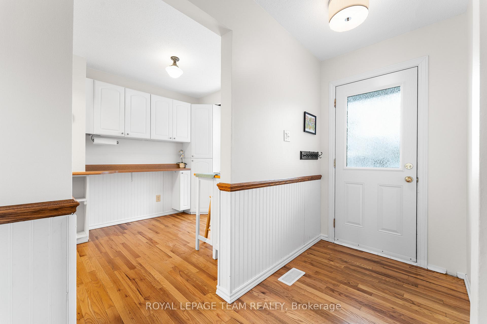 Photo 6 of 107 Melanie Crescent, Ottawa, Kanata - Glencairn/Hazeldean — HOMEH