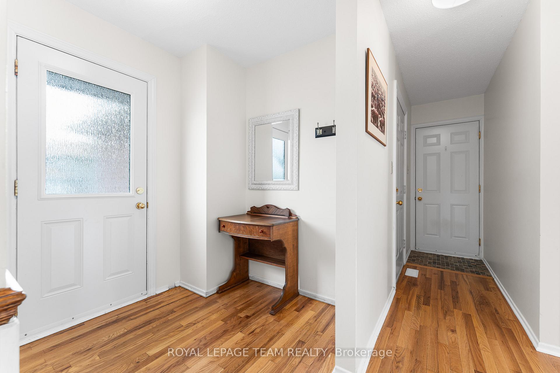 Photo 7 of 107 Melanie Crescent, Ottawa, Kanata - Glencairn/Hazeldean — HOMEH