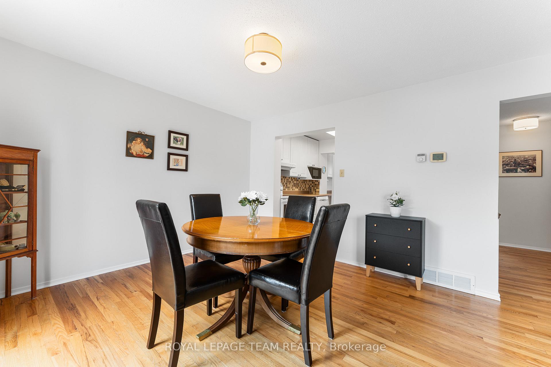 Photo 16 of 107 Melanie Crescent, Ottawa, Kanata - Glencairn/Hazeldean — HOMEH