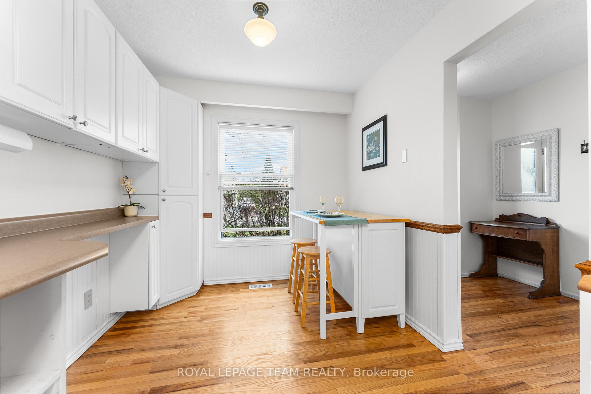 Photo 23 of 107 Melanie Crescent, Ottawa, Kanata - Glencairn/Hazeldean — HOMEH