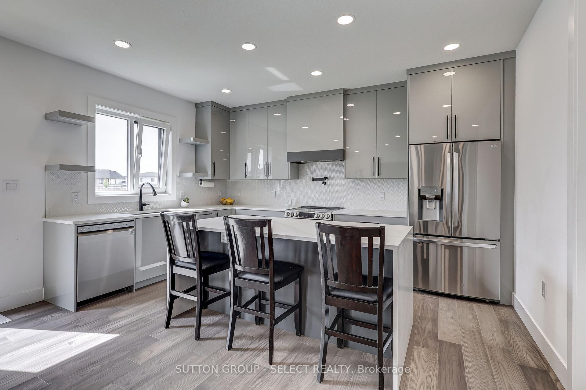 Photo 11 of 144 Winlow Way, Middlesex Centre, Kilworth — HOMEH
