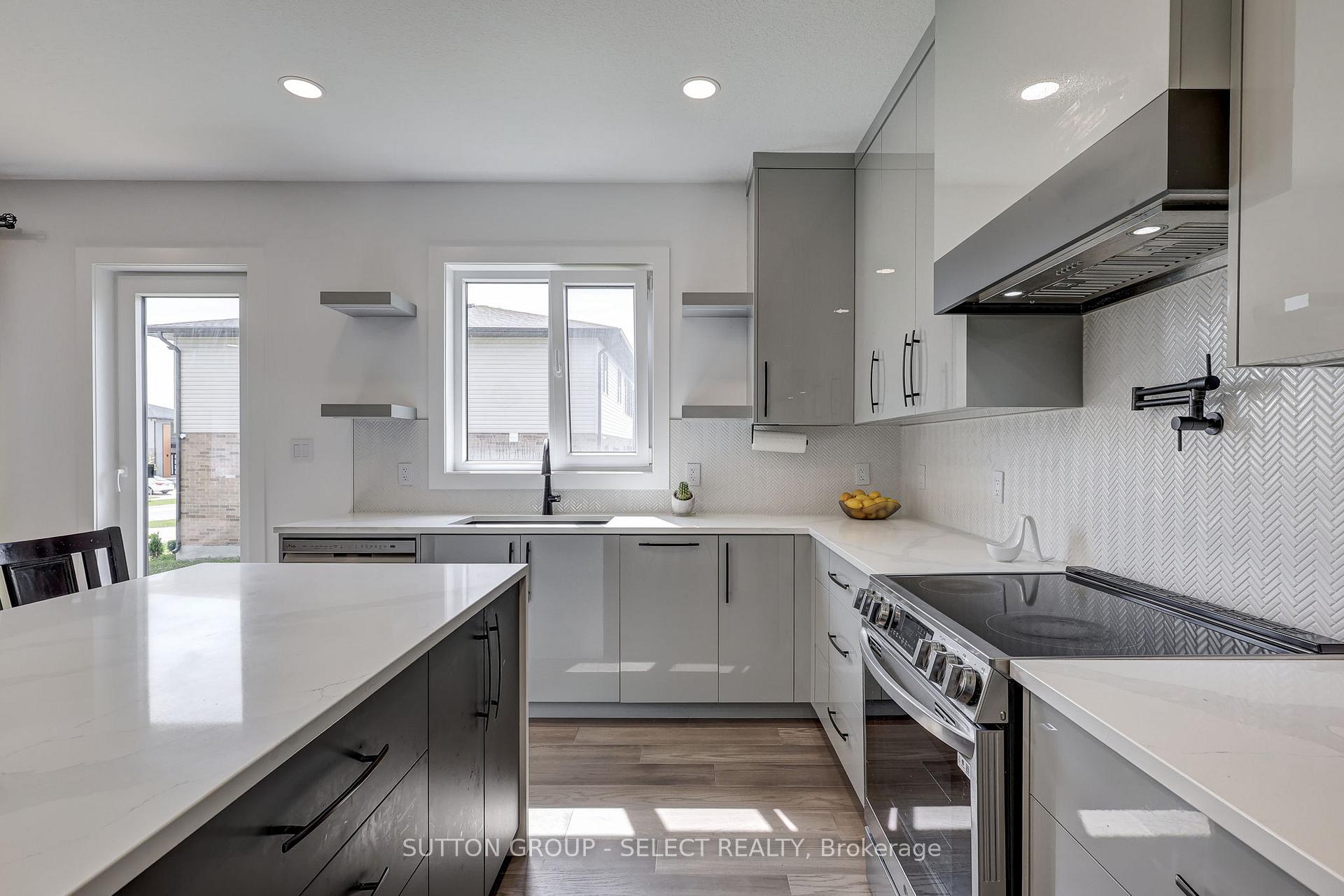 Photo 15 of 144 Winlow Way, Middlesex Centre, Kilworth — HOMEH