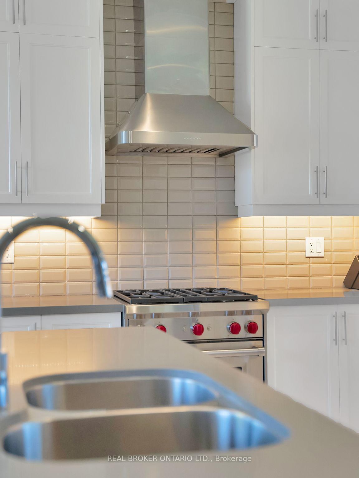 Photo 13 of 30 Island Green Lane, Markham, Angus Glen — HOMEH