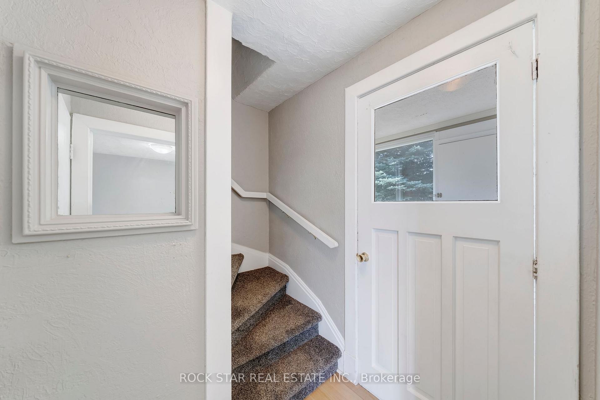 Photo 15 of 227 Fairway Road N, Kitchener, Centreville Chicopee — HOMEH