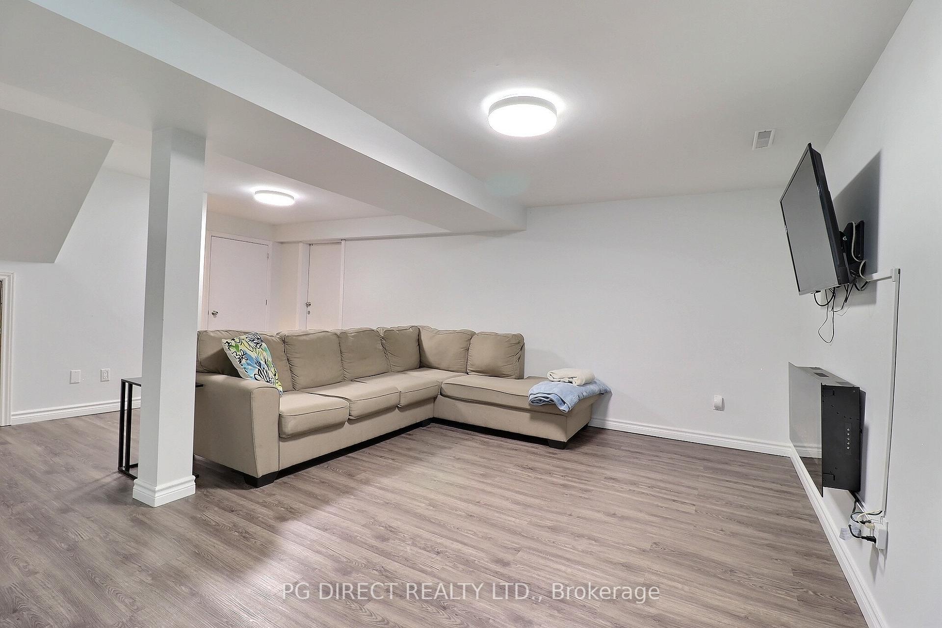 Photo 15 of 68 Westbrook Crescent, Middlesex Centre, Kilworth — HOMEH